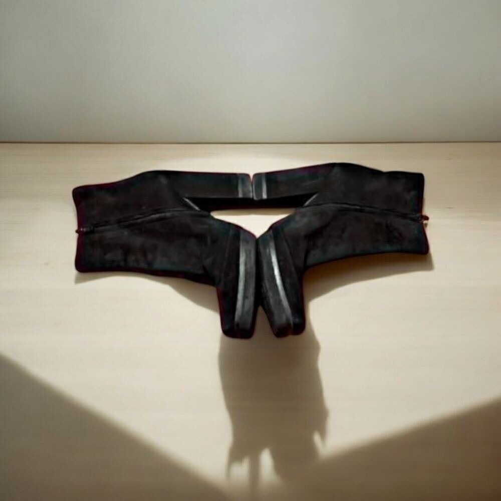GIVENCHY Black Suede Square Toe Ankle Boots 4G Logo Block Heel 39 Vintage Style - Picture 9 of 14